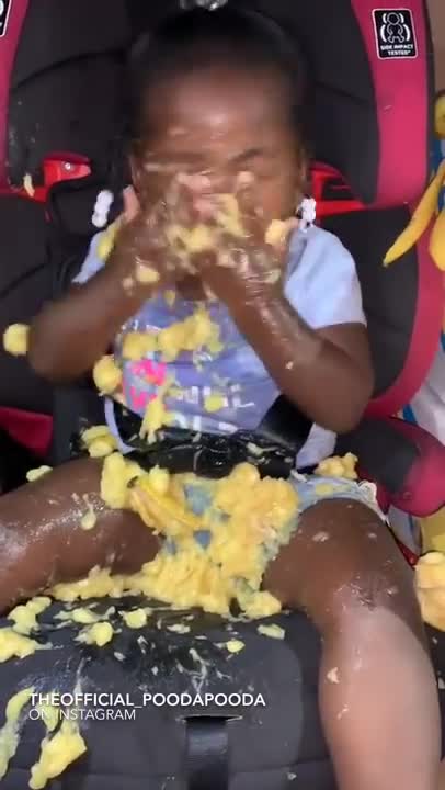 This Baby Goes Bananas