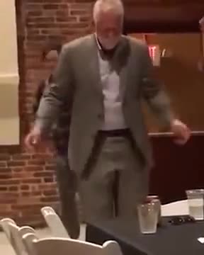 A Classy Smooth Old Dancer