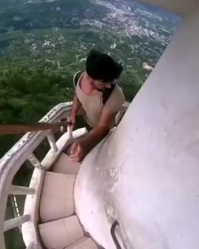 Climbing The Ambuluwawa Tower Of Sri Lanka