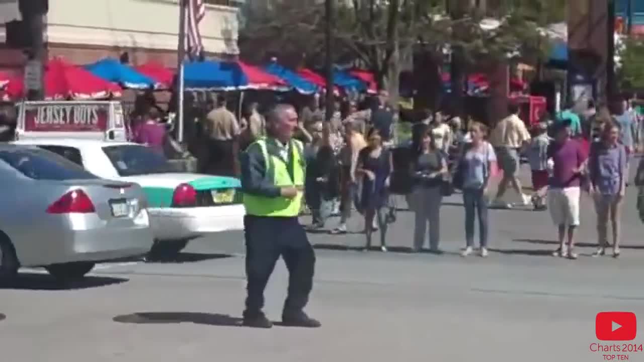 Top 10 Dancing Cops