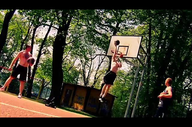 slow motion basket ball - Majówka
