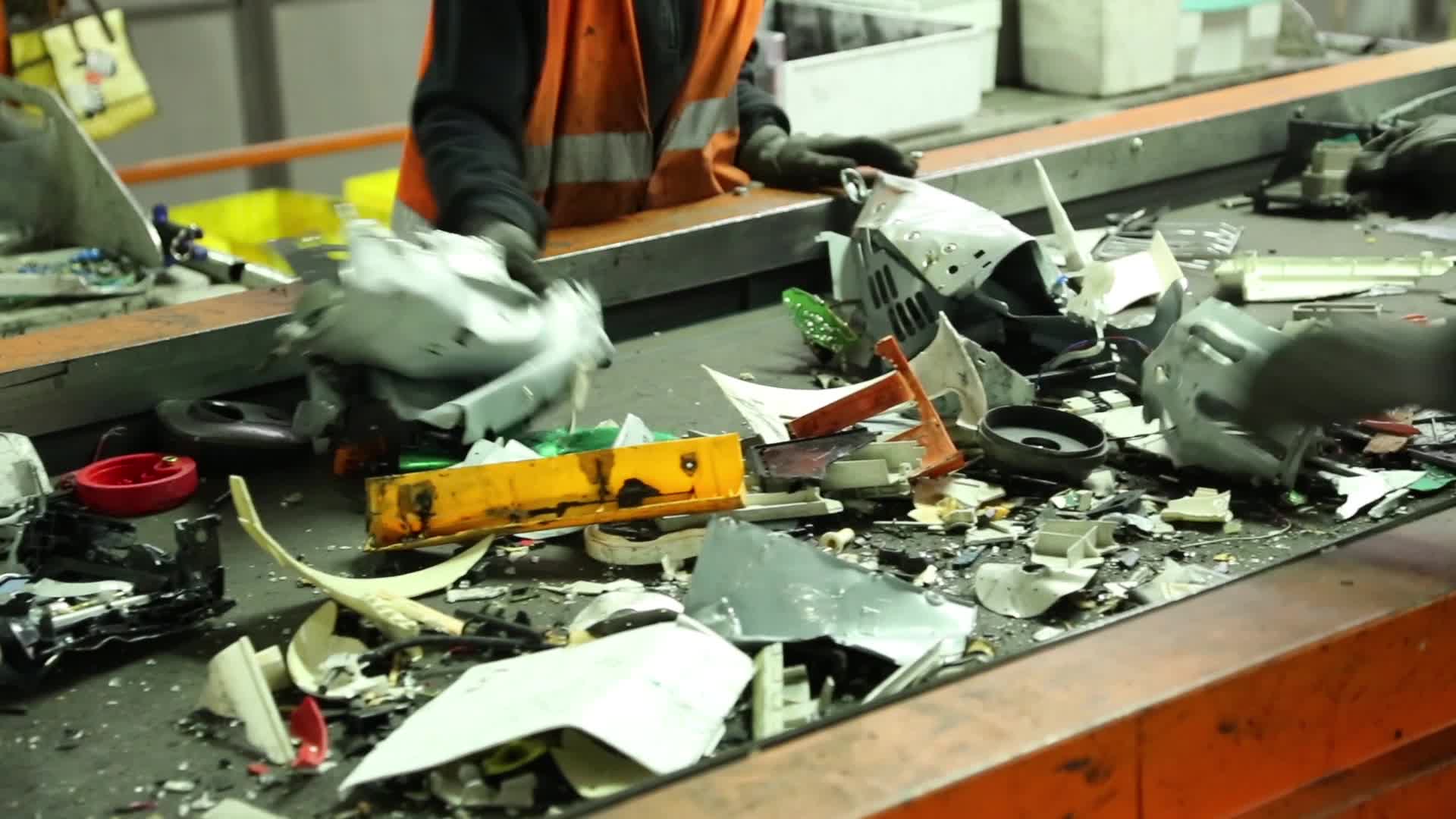 Electronic Waste on Conveyor Belt - Tech - 4fun.com