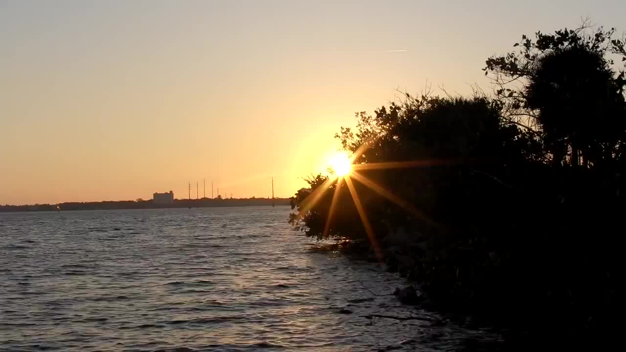 Sunset by the Dock - Fun - 4fun.com