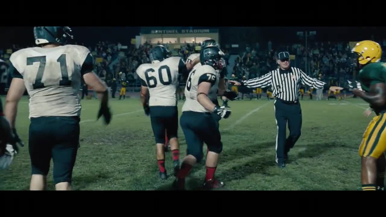 Sporting Goods Commercial: Every Snap - Sports - 4fun.com