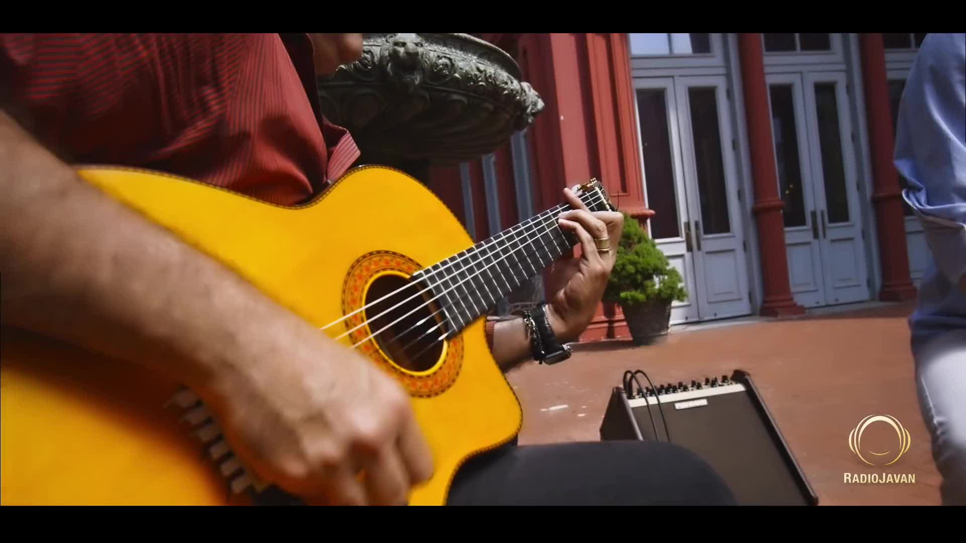 Faramarz Aslani - Yar Official Music Video - Music - 4fun.com