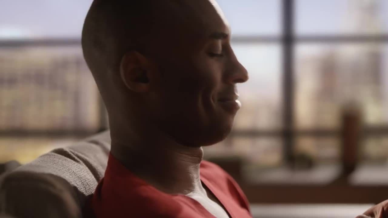 Turkish Airlines: Kobe & Messi The Selfie Shootout - Commercials - 4fun.com