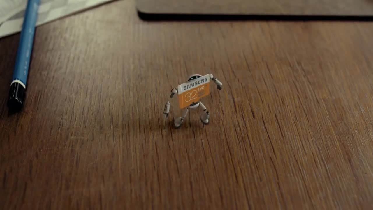 Samsung Commercial: Robot